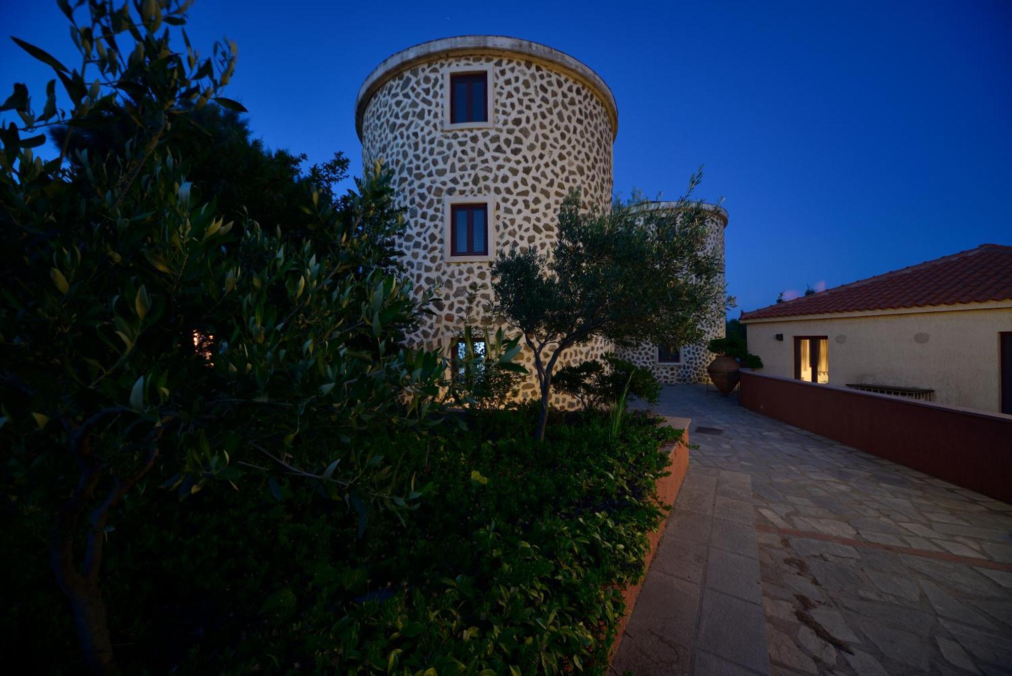 Varos Village Boutique Hotel Chambre photo